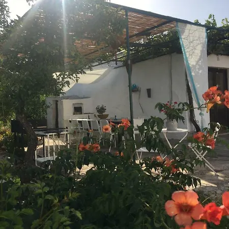 Holiday home Trullo Giardino Sotto La Luna Ceglie Messapica